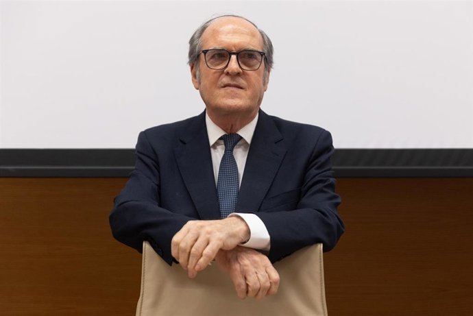 El Defensor del Pueblo, Ángel Gabilondo, durante su comparecencia en la comisión Mixta de Relaciones con el Defensor del Pueblo, a 17 de noviembre de 2025, en Madrid (España).