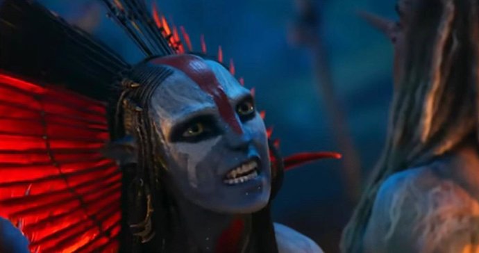 Varang persigue a la familia de Jake Sully en el primer y trepidante clip de Avatar: Fuego y ceniza