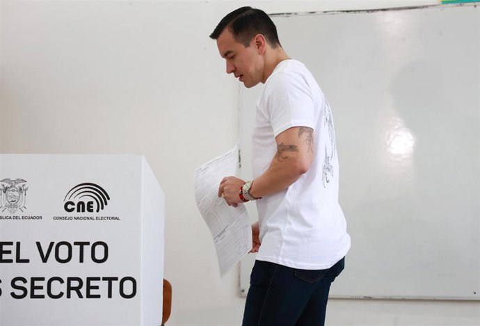 El presidente ecuatoriano, Daniel Noboa, durante el referéndum del 16 de noviembre de 2025