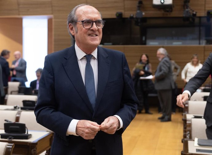 El Defensor del Pueblo, Ángel Gabilondo, durante su comparecencia en la comisión Mixta de Relaciones con el Defensor del Pueblo, a 17 de noviembre de 2025, en Madrid (España). 