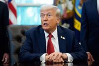 Trump asegura que estaría "orgulloso" de ordenar ataques contra narcotraficantes en suelo mexicano