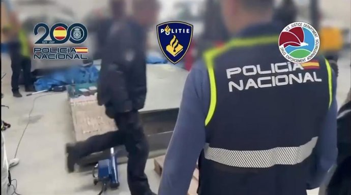 Desmantelada una 'oficina' del Cártel de Jalisco con 20 detenidos que ocultaba cocaína en maquinaria industrial