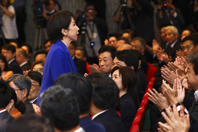 Archivo - TOKYO, Oct. 4, 2025  -- Sanae Takaichi is pictured during Japan's ruling Liberal Democratic Party (LDP) presidential election at the LDP headquarters in Tokyo, Japan, Oct. 4, 2025. Japan's former Economic Security Minister Sanae Takaichi won Jap