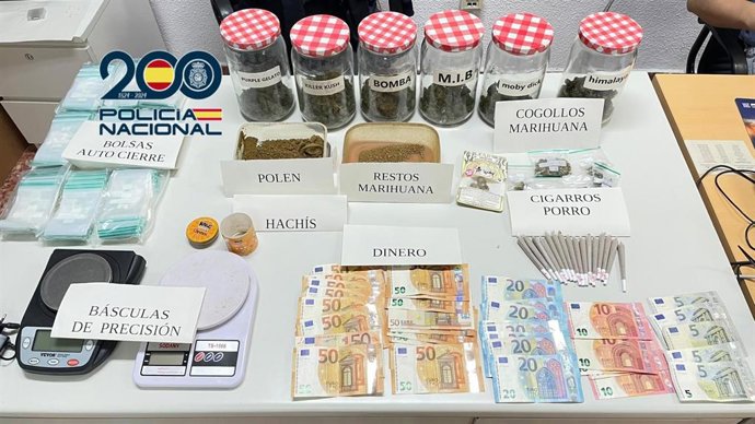 Material intervenida en la operación en Gandia