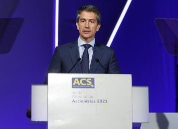 Archivo - El consejero delegado del grupo ACS, Juan Santamaría