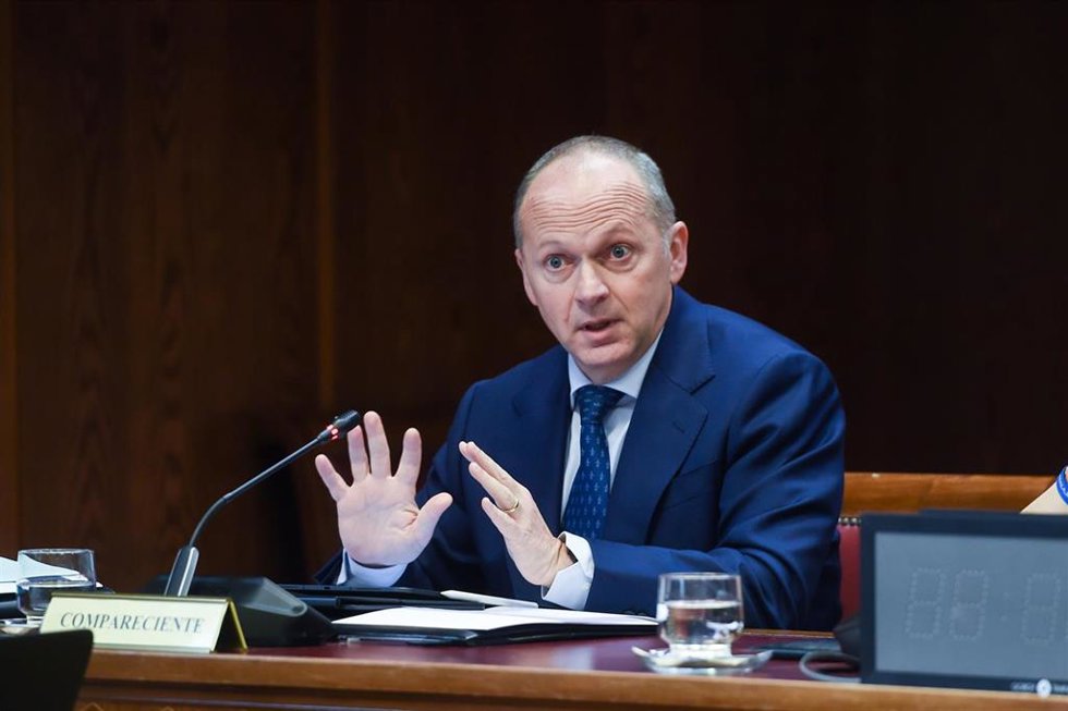 El Consejero Delegado de Redeia, Roberto García Merino, comparece ante la Comisión de Investigación sobre el apagón, en el Senado, a 18 de noviembre de 2025, en Madrid (España). García Merino a comparecido para explicar el esquema de toma de decisiones