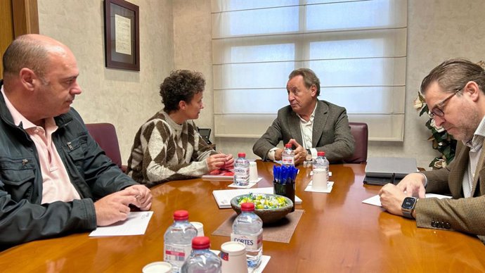 Carmina Ballester en la seua reunió amb Ascer