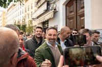 Abascal enmarca en la "estrategia del ventilador" que Leire Díez dijera que se reunió con Vox y se declara "tranquilo"