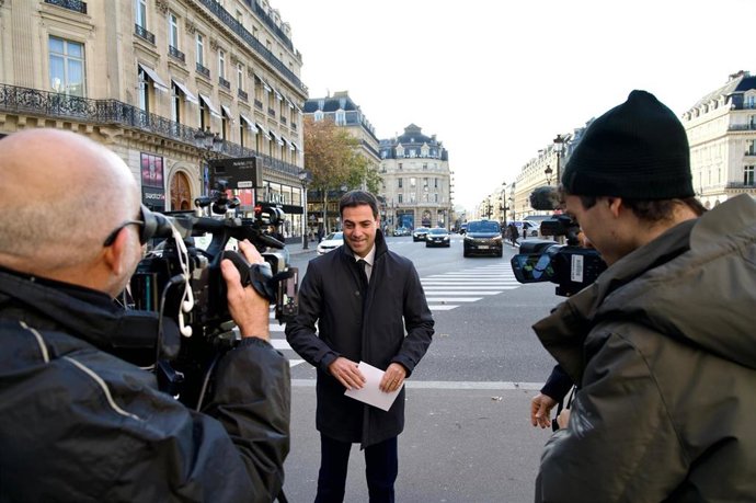 El Lehendakari, Imanol Pradales, antes de realizar declaraciones en PARÍS