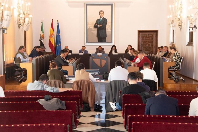 Pleno de la Diputación de Cáceres