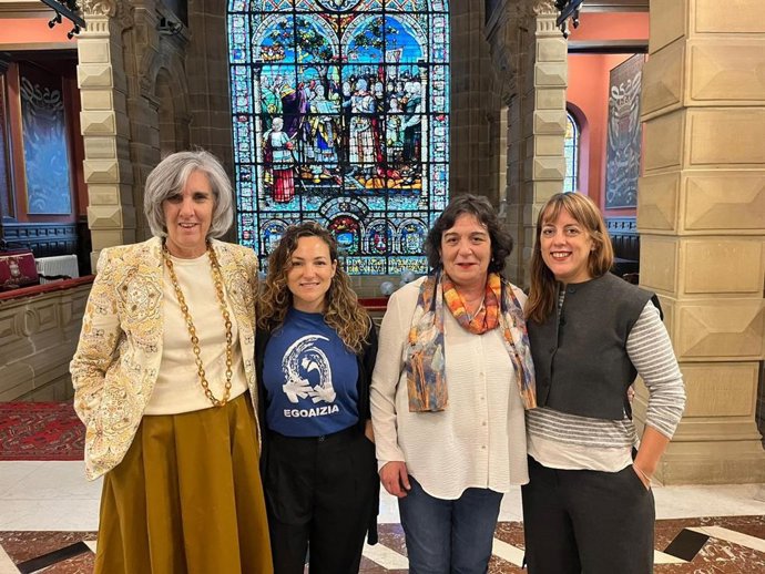 Amaia Iguarán, vicepresidenta de SMH, y la ONG Egoaizia, reconocidas con los Premios Agustín Ugarte 2025