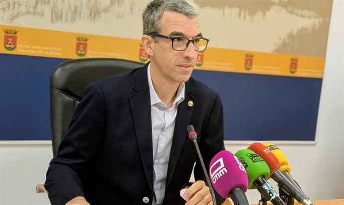 El portavoz del Grupo Municipal Socialista en el Ayuntamiento de Talavera de la Reina, Luis Enrique Hidalgo