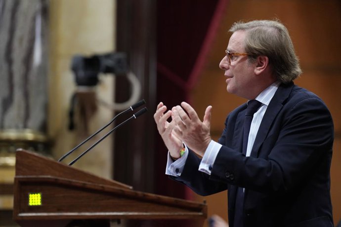 Archivo - El portaveu de Vox al Parlament, Joan Garriga