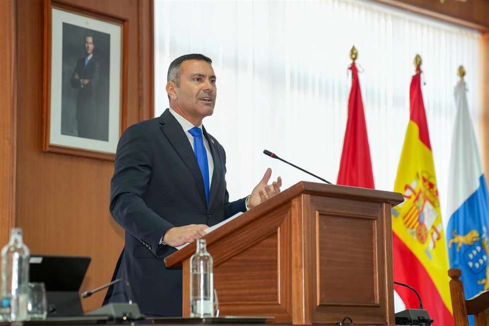 El presidente del Cabildo de Lanzarote y La Graciosa, Oswaldo Betancort, durante su intervención en la primera jornada del Debate del estado de la isla de 2025.