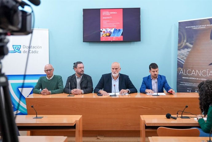 Javier Vidal en la presentación de las III Jornadas de Memoria Histórica de La Janda.