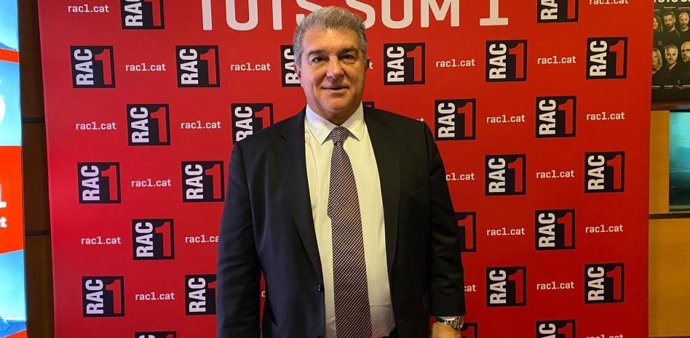 Archivo - El presidente del FC Barcelona, Joan Laporta, en una entrevista en RAC1