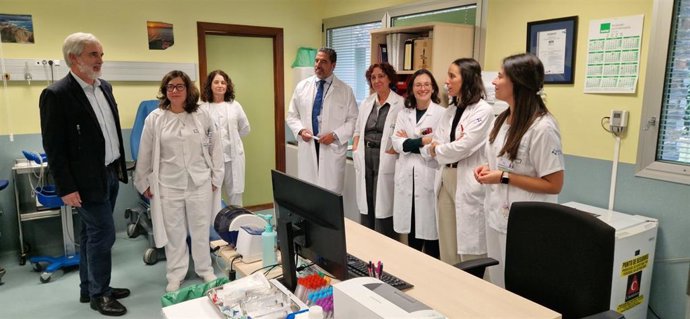 El gerente del Sespa visita el Hospital Cangas del Narcea.