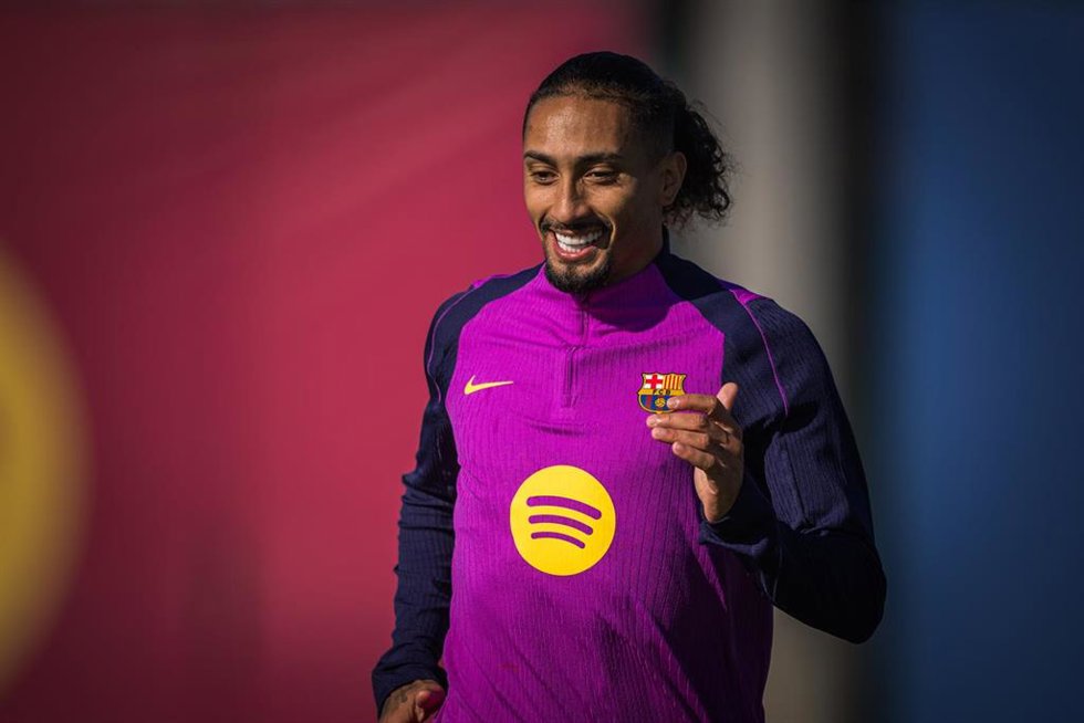 El jugador del FC Barcelona Raphinha en el entrenamiento del 18 de noviembre de 2025