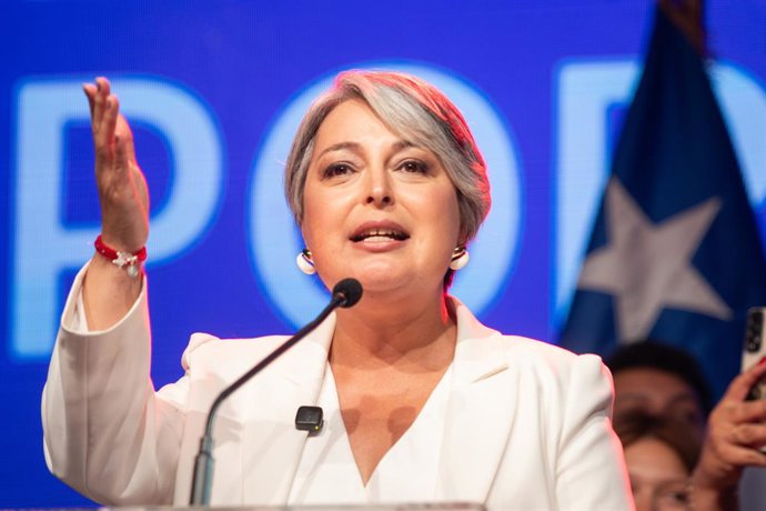 Santiago, 16 de noviembre 2025. La candidata Jeannette Jara realiza punto de prensa luego de los resultados a las elecciones presidenciales 2025. Luis Hidalgo/Aton Chile
