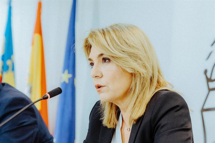 La portavoz y vicepresidenta primera del Consell, Susana Camarero, durante una rueda de prensa tras el Pleno del Consell, a 4 de noviembre de 2025, en Alicante