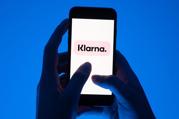 Archivo - Logo de Klarna en un móvil.