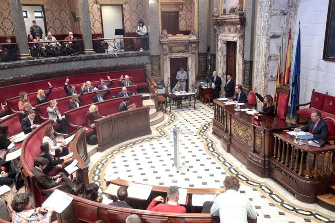 Imagen del pleno ordinario de noviembre 2025 en el Ayuntamiento de València.