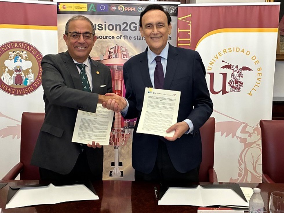 El rector de la US, Miguel Ángel Castro, y el consejero de Universidad, José Carlos Gómez Villamandos.