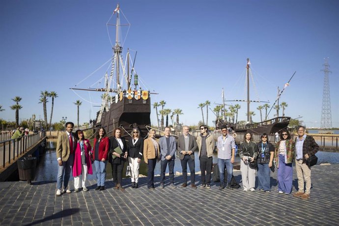 Acto en el Muelle de las Carabelas para relanzar la oficina Huelva Film para promocionar Huelva como un gran plató de rodaje.
