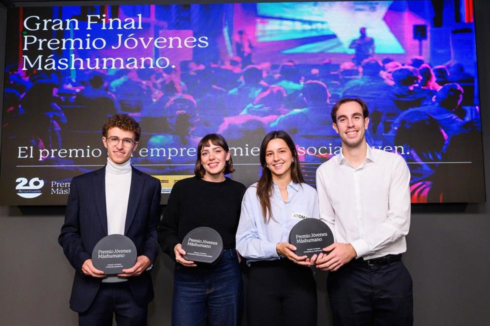 Hapitka, Nataly, AtomH2 - ganadores Premio Jovenes Mashumano 2025