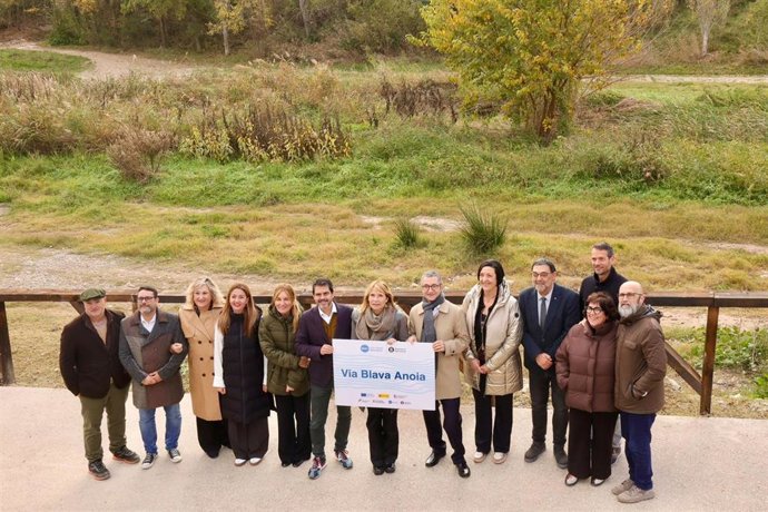 Lluïsa Moret estrena la Via Blava Anoia.