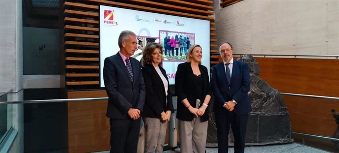 Cerca de 2.500 mujeres han pasado por el programa PEMCYL, que cumple una década.