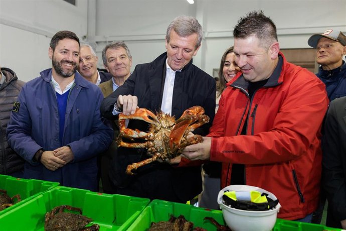 O presidente da Xunta de Galicia, Alfonso Rueda, visita as obras de remodelación e ampliación da Lonxa de Tragove. Lonxa de Tragove (Cambados), 18/11/25.