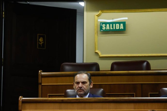 El diputado José Luis Ábalos, durante un pleno del Congreso 
