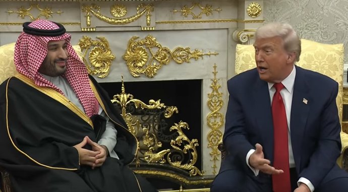 O presidente dos EUA, Donald Trump, recebe o príncipe herdeiro da Arábia Saudita, Mohammed bin Salman, na Casa Branca.