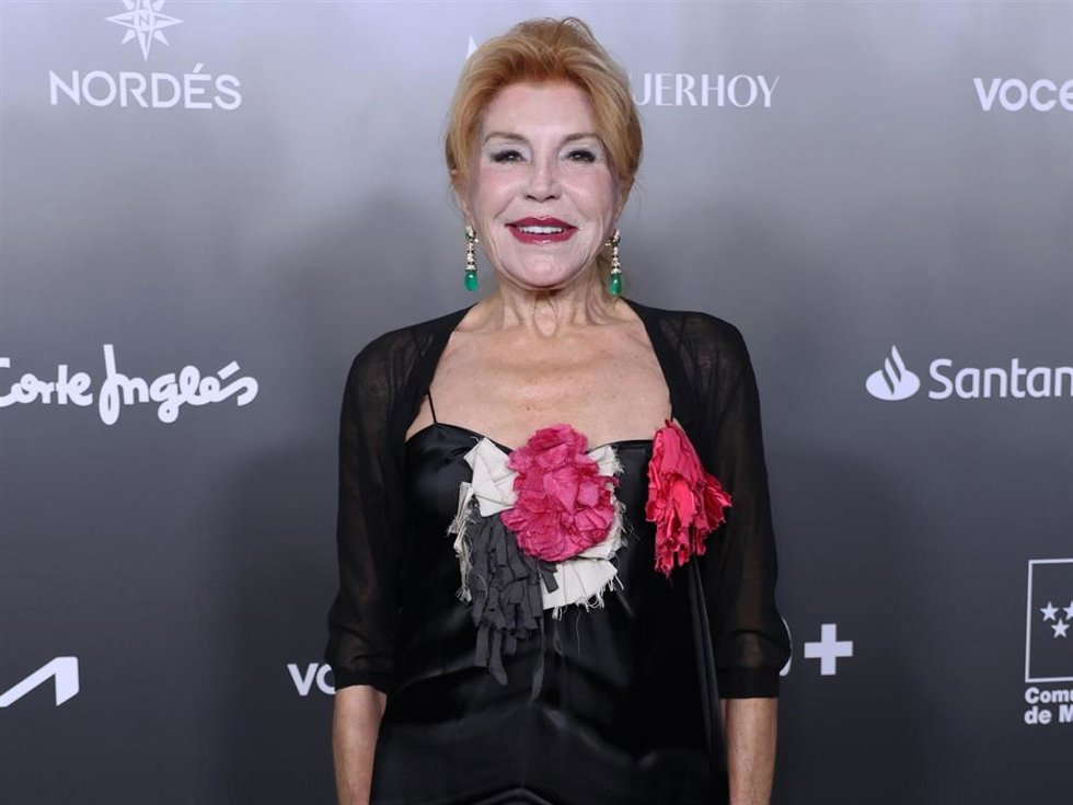 La Baronesa Thyssen durante la entrega de los Premios Mujerhoy 2025