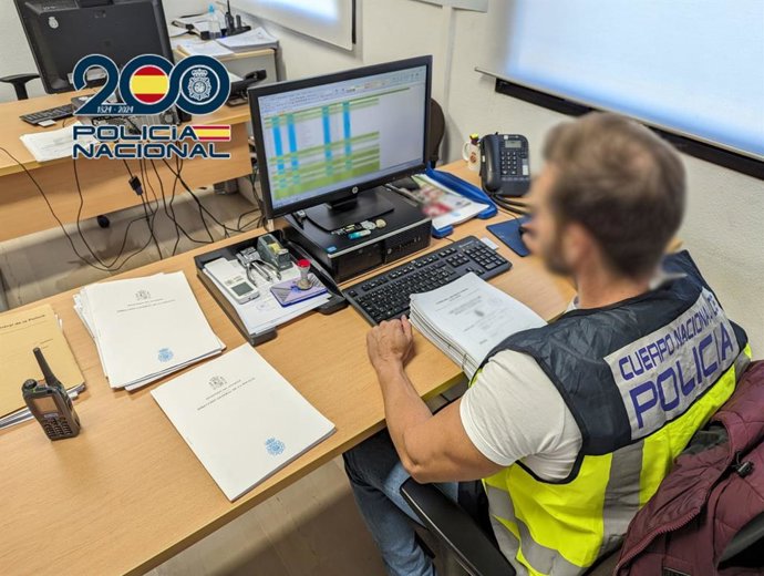 Archivo - Cádiz.-Sucesos.-Dos detenidos en Jerez por detención ilegal y amenazas a mujeres y poseer vídeos de pornografía infantil