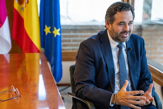 El presidente del Partido Popular de Castilla-La Mancha, Paco Núñez, en entrevista con Europa Press.