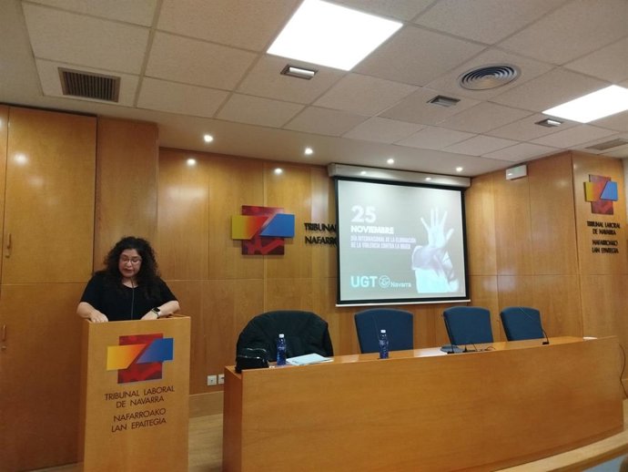La secretaria de Igualdad y Políticas Sociales de UGT Navarra, Ayala Puente