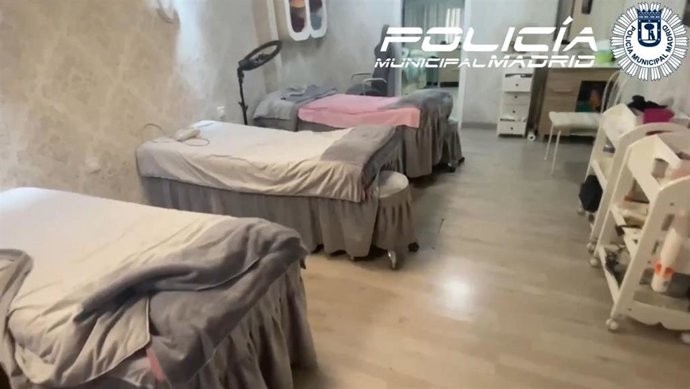 Desmanteladas tres clínicas estéticas ilegales en Usera