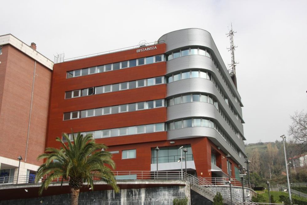 Archivo - Comisaría de la Ertzaintza en Bilbao