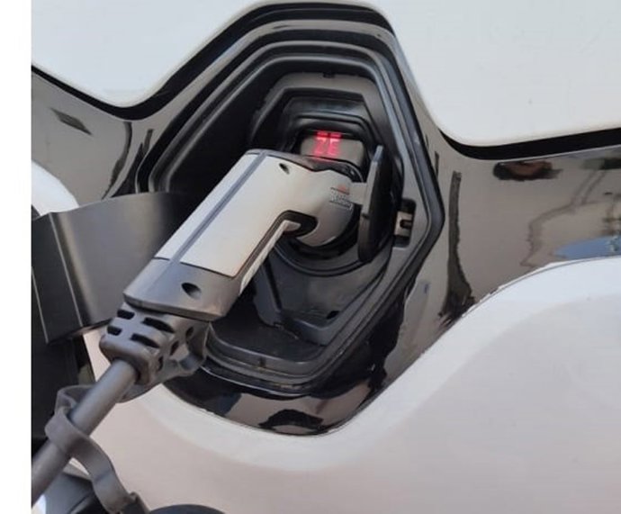 Archivo - Más de la mitad de los españoles elegiría un híbrido o híbrido enchufable, según Alphabet.