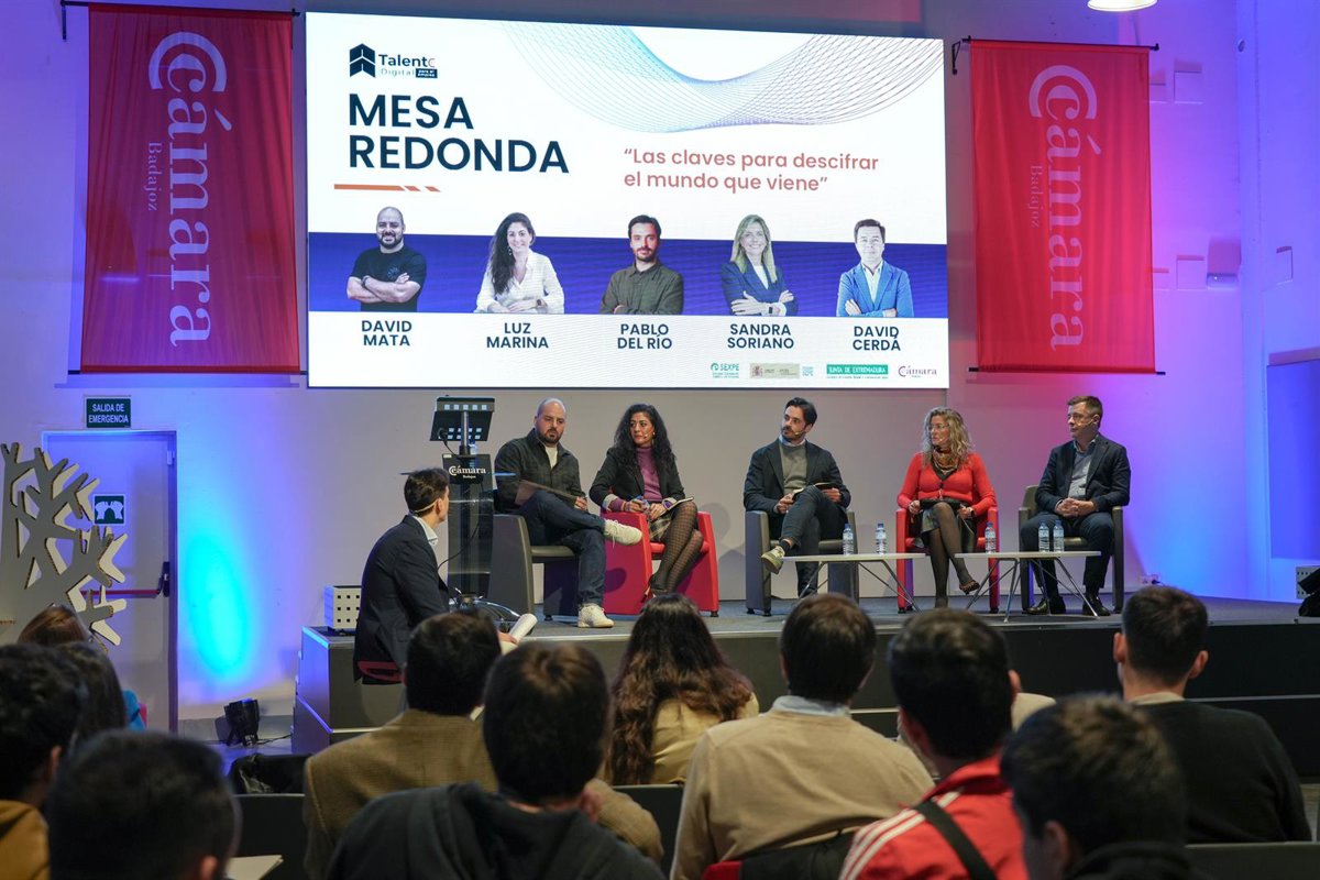 El Programa Talento Digital para el Empleo forma a 300 alumnos de la provincia pacense en competencias digitales