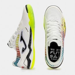 Archivo - Imagen de uno de los modelos de Joma para el Mundial Femenino de Fútbol Sala 2025