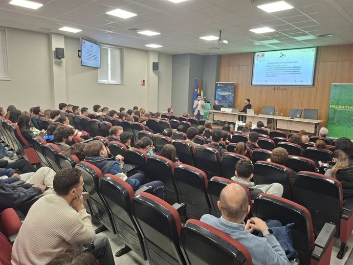 Primer Hackathon universitario celebrado en Huelva.