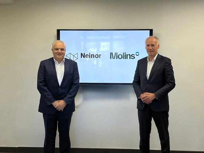El director del negocio de Concrete & Aggregate de Molins en España, Ramon Torrescasana, y el director general de operaciones de Neinor Homes, Fernando Hernanz.