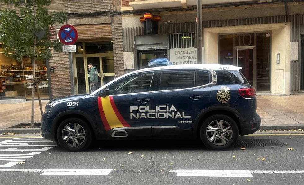 Vehículo de Policía Nacional 