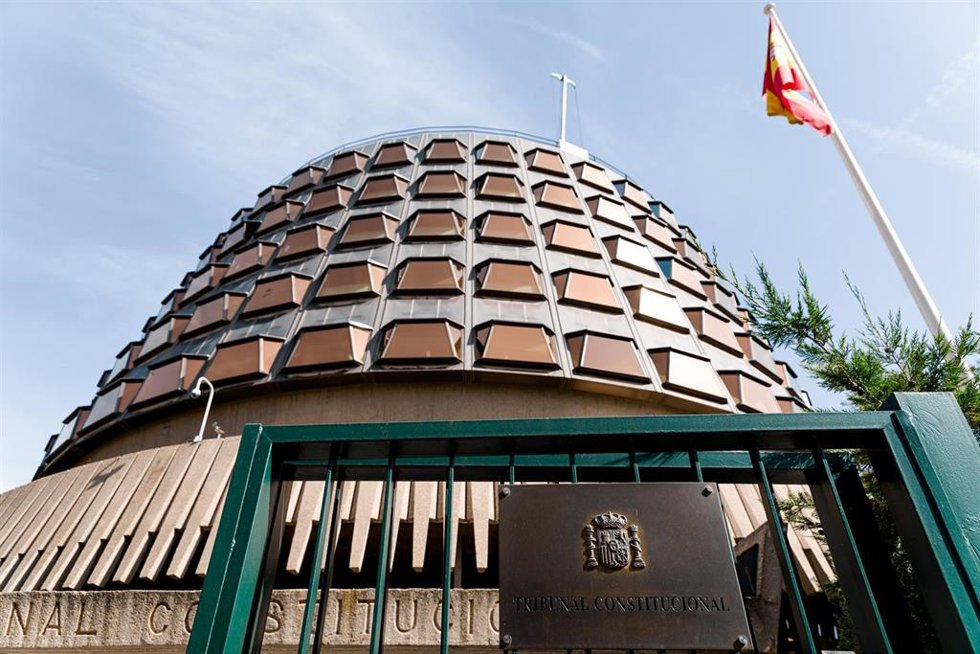 Archivo - Exterior del Tribunal Constitucional.
