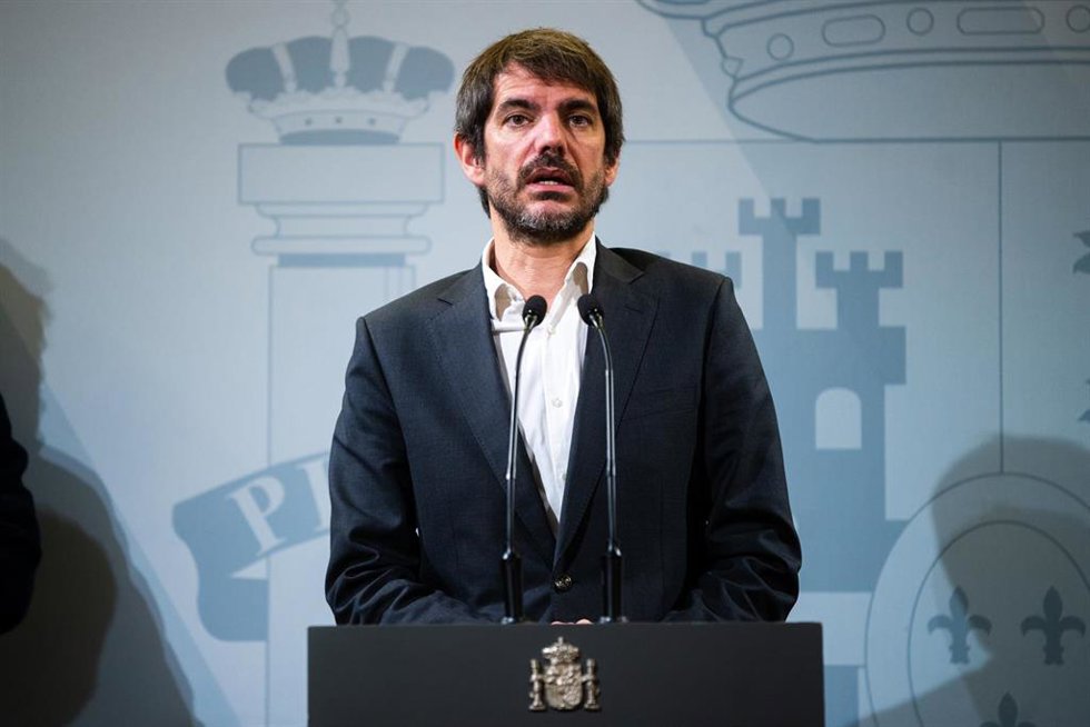 El ministro de Cultura, Ernest Urtasun, durante la presentación de la campaña Act x Palestine con las entidades palestinas Unsilence Frum y Palestinian Performing Arts Network, a 15 de noviembre de 2025, en Barcelona, Catalunya (España). Unsilence Fru