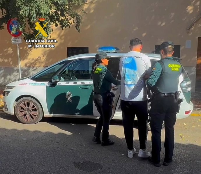Detenido un joven por cuatro robos en interior de vehículos en Banyalbufar y Estellencs