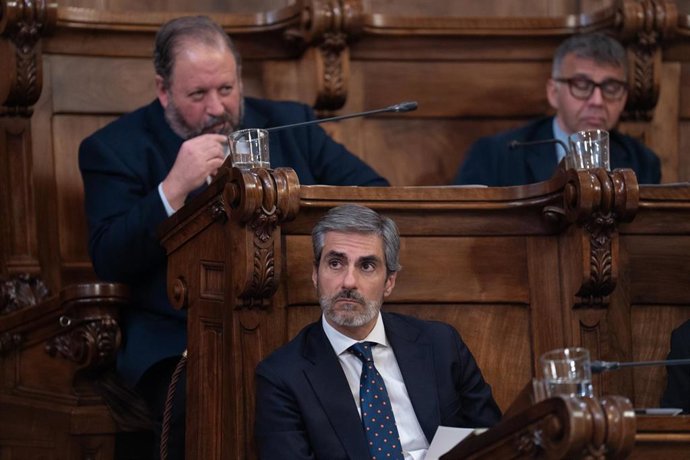 Archivo - El presidente de VOX en el Ayuntamiento de Barcelona, Gonzalo de Oro-Pulido.